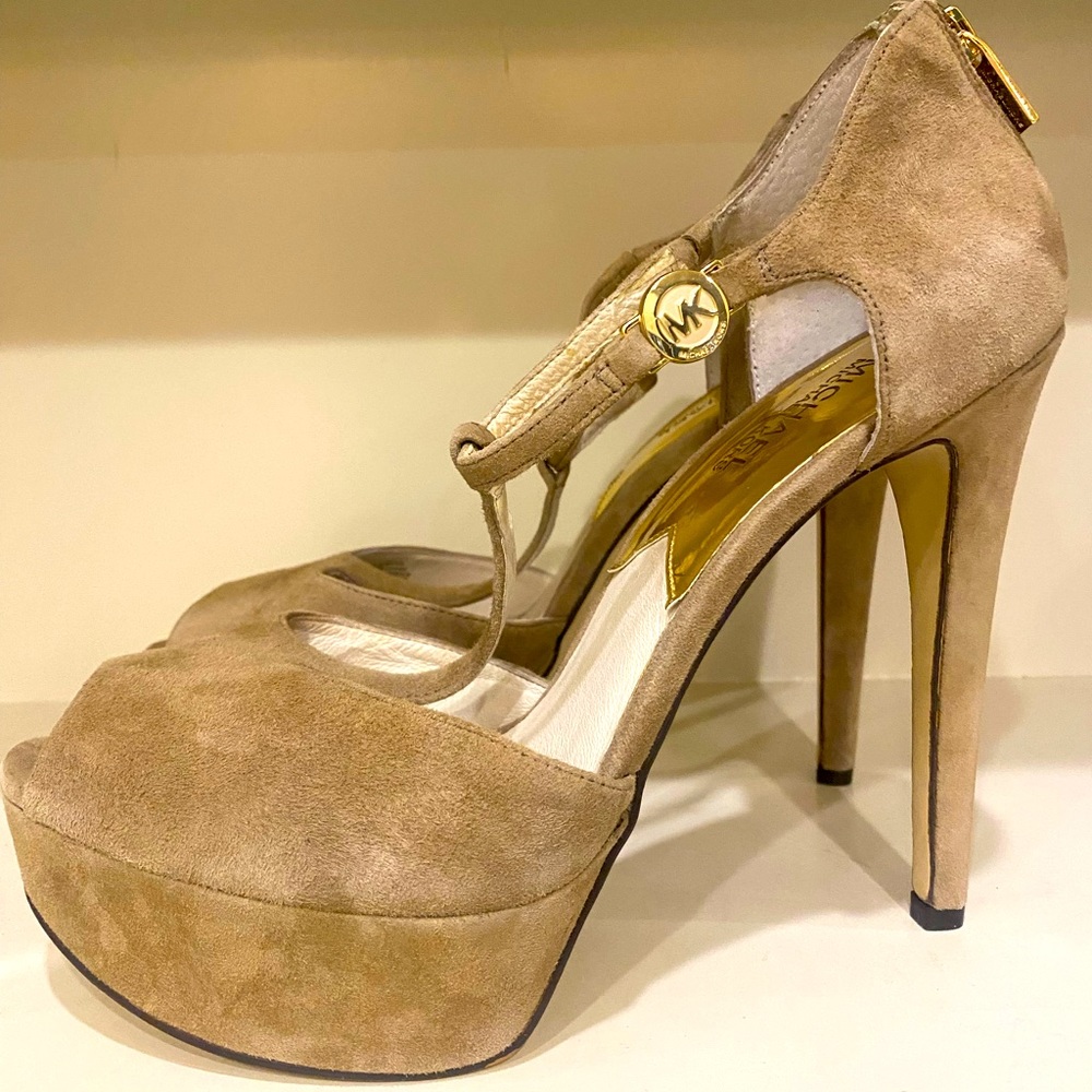 Michael Kors NWT Size 11 platform heels